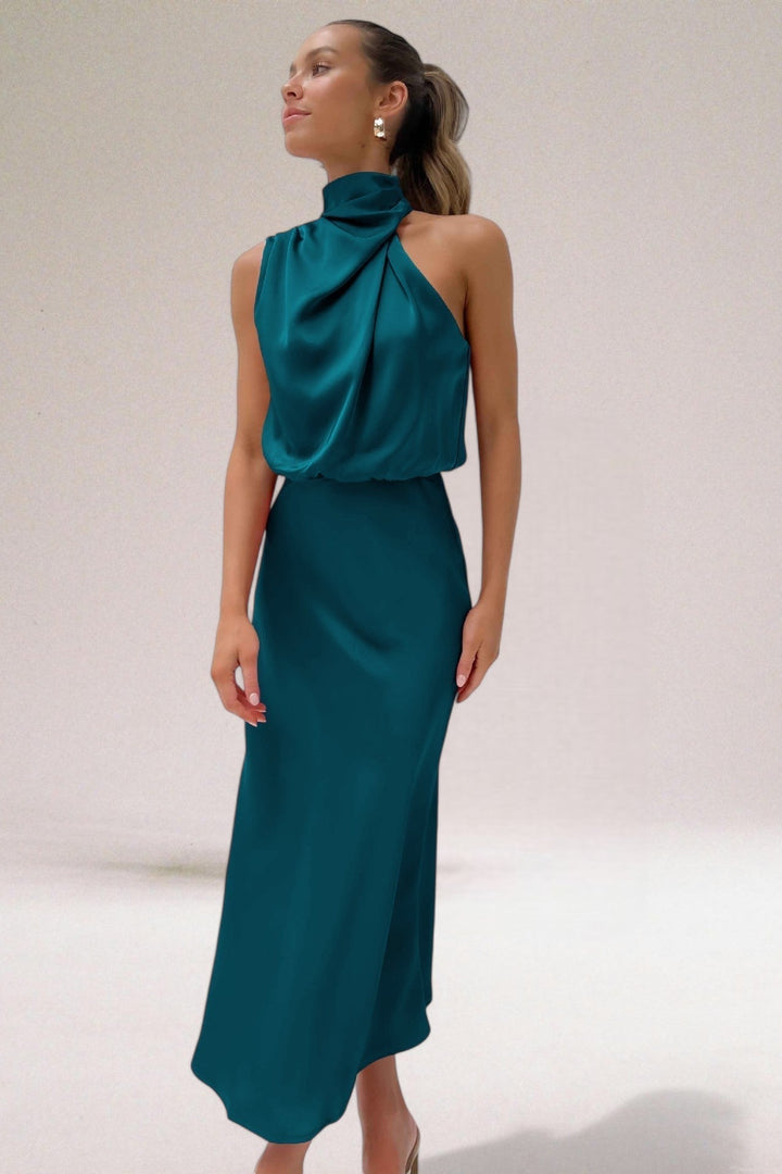 Bodil® | Glamour kjole i satin med halterneck