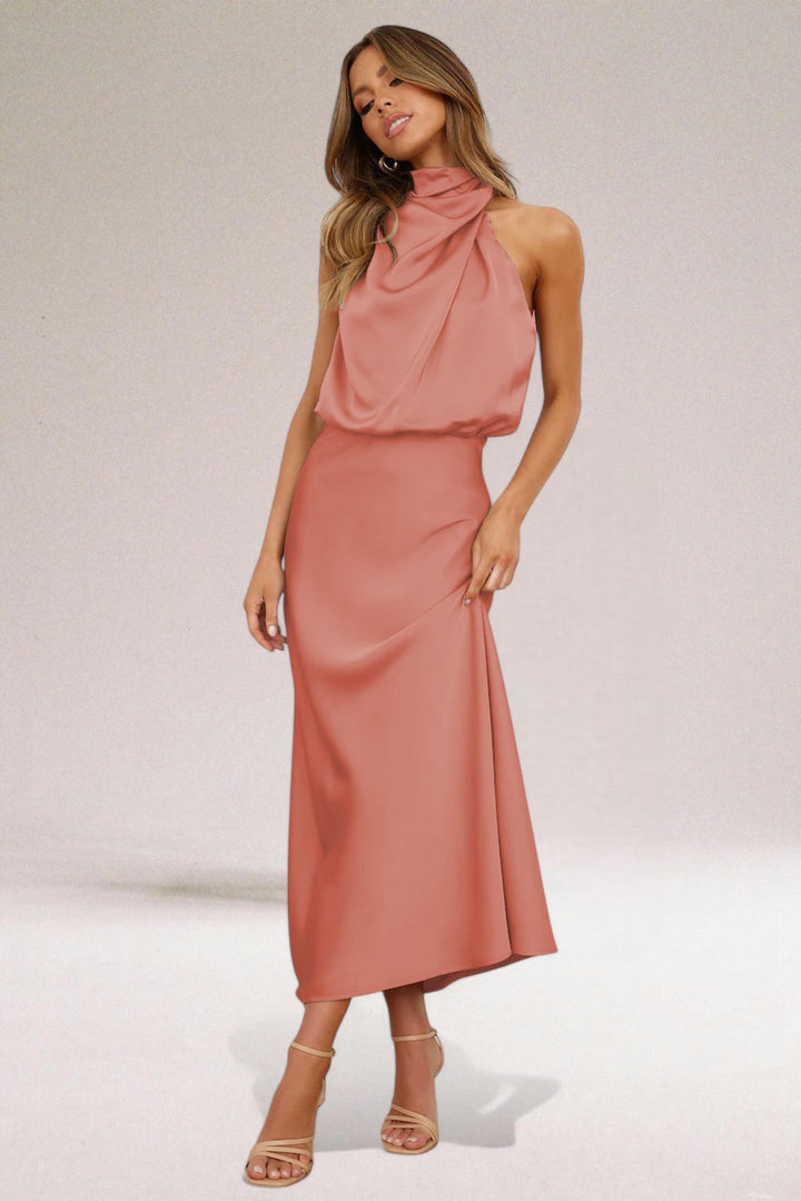 Bodil® | Glamour kjole i satin med halterneck